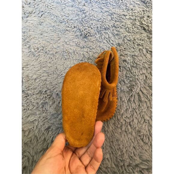 Minnetonka baby leather fringe moccasins size 3 infants - Picture 4 of 4